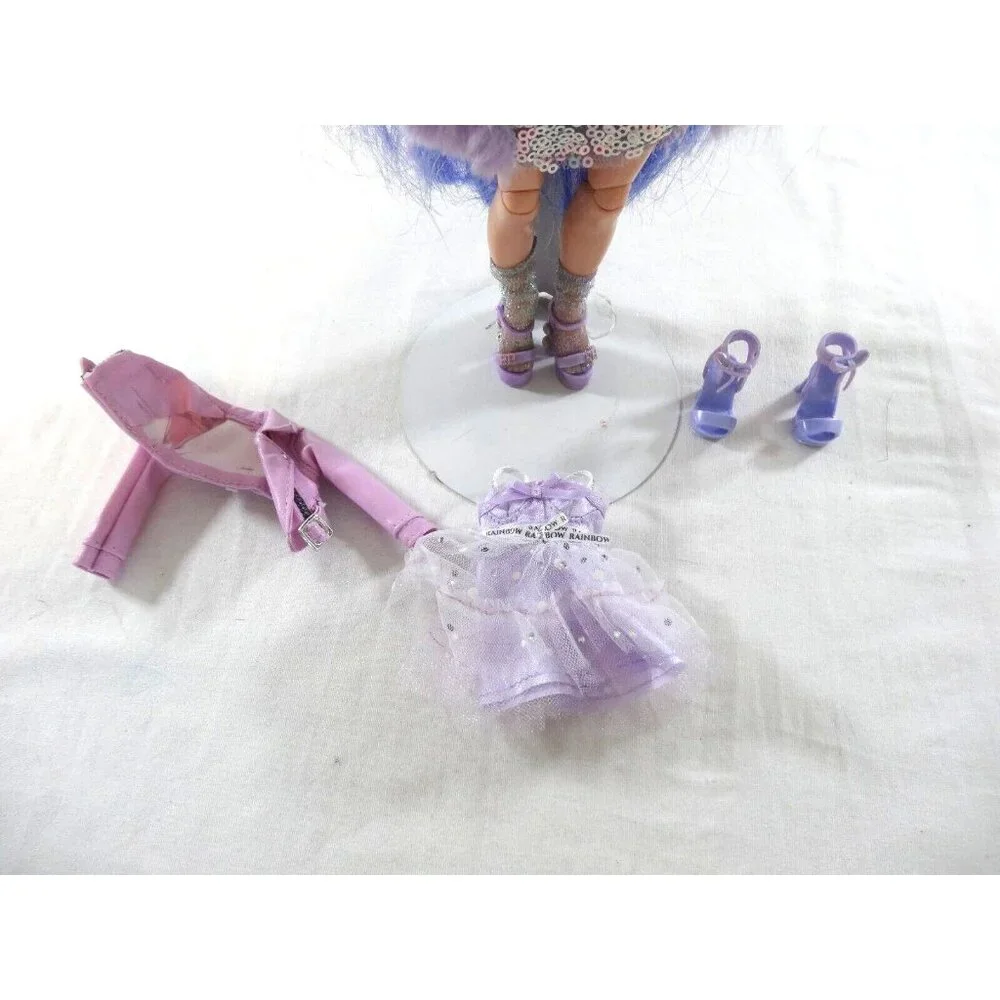 Rainbow High Cheer VIOLET WILLOW Purple Fashion‎ Doll